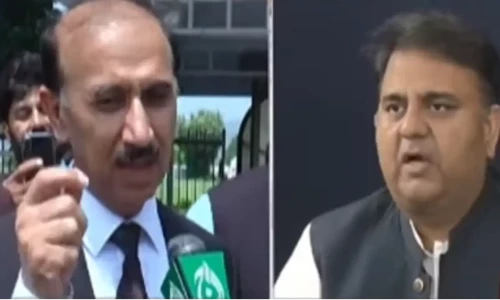Fawad Chaudhry slaps PTI lawyer Shoaib Shaheen over these words