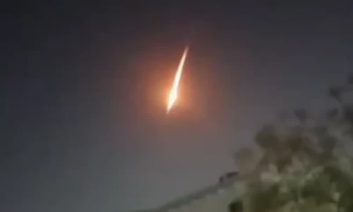Meteor dazzles Karachi residents in spectacular night sky event