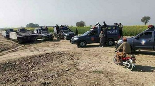 Four dacoits killed, five injured in police encounters across Punjab and Sindh