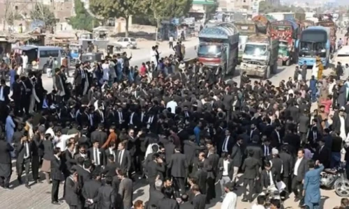 Canals protest: Lawyers end sit-in after talks; traffic resumes at Babarloi bypass