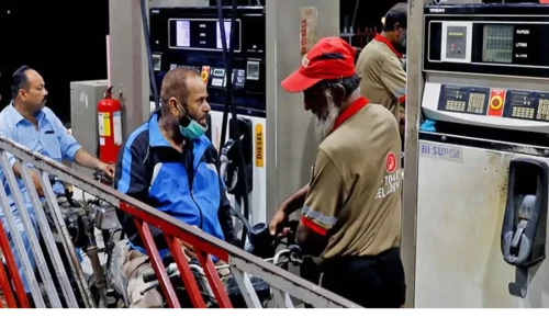 Pakistan petroleum prices to change tonight but consumers may get played again
