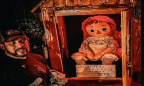 Devils on the Run: Paranormal investigator dies on tour with &lsquo;possessed&rsquo; Annabelle Doll