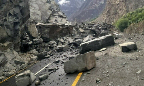 Landslides triggered by heavy rains disrupt traffic in Kotli, Azad Kashmir