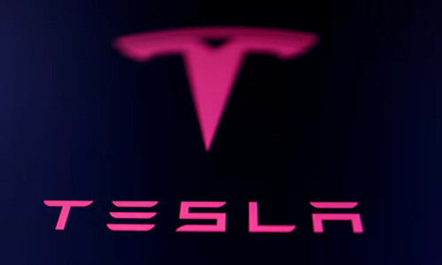 Tesla ordered to pay $243 million in fatal Autopilot crash