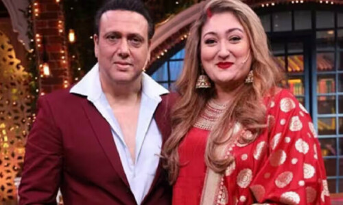 والدہ نے چہرہ کیوں جلایا؟ گووندا کی اہلیہ سنیتا نے تلخ یادیں شیئرکر دیں