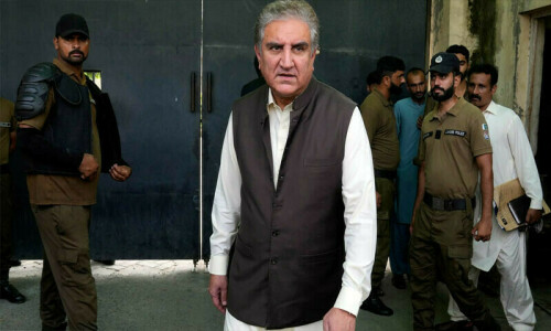 Court orders release of Shah Mehmood Qureshi after acquittal in 2 May 9 cases