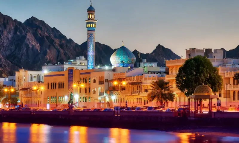 عمان: سرمایہ کاروں کے لیے گولڈن ویزا اسکیم متعارف کرانے کا اعلان