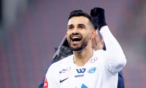 Fifa approves Etzaz Hussain&rsquo;s nationality change, boosting Pakistan football team