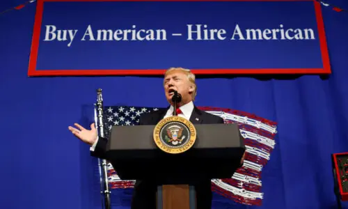 New H-1B visa fee will not apply to existing holders, White House says