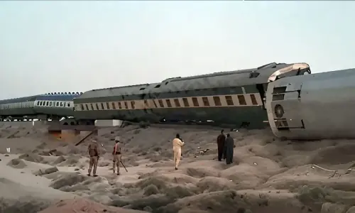12 passengers injured in blast targeting Jaffar Express in Balochistan