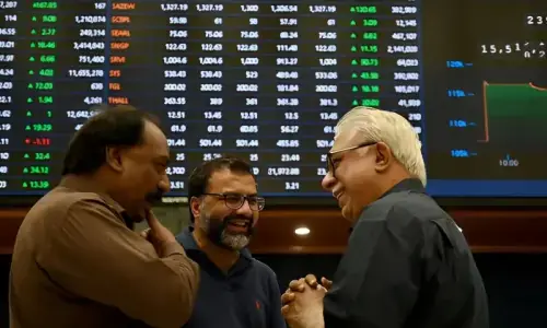 PSX extends bullish run, closes higher despite profit-taking ahead of weekend