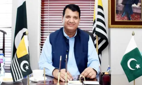 PTI delegation meets Amir Muqam, seeks support for unopposed KP CM election