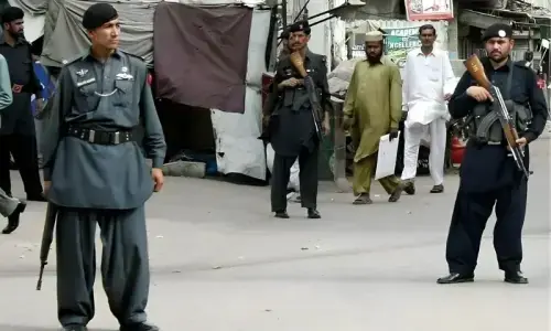 Officer martyred in attack on Balochistan police station