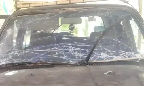 SHO among three policemen injured in IED attack on convoy in Hangu