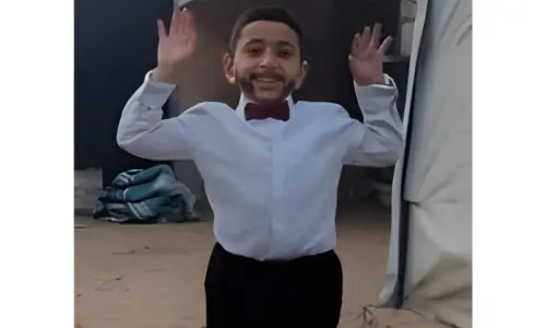 غزہ کا ننھا ’ظہران ممدانی‘: فلسطینی بچے کا نیویارک کے نئے میئر کی جیت کا منفرد انداز میں جشن غزہ کا ننھا ’ظہران ممدانی‘: فلسطینی بچے کا نیویارک کے نئے میئر کی جیت کا منفرد انداز میں جشن