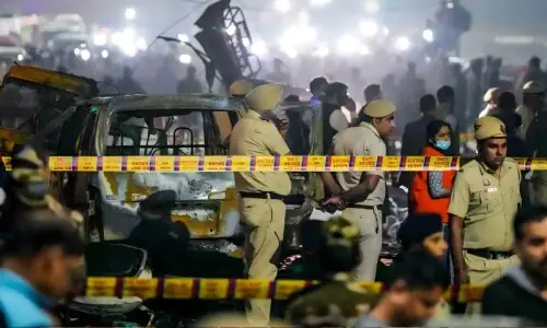 دہلی دھماکا اور مسلمان ڈاکٹروں کی گرفتاریاں، وجہ کیا ہے؟