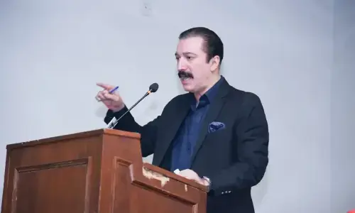 PPP nominates Faisal Rathore for AJK premiership; no-trust move due today