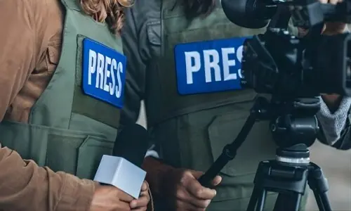 وفاقی حکومت نے صحافیوں کے تحفظ کے لیے کمیشن تشکیل دے دیا