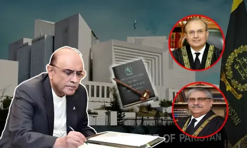 صدر مملکت نے جسٹس منصور علی شاہ اور جسٹس اطہر من اللہ کے استعفے منظور کرلیے