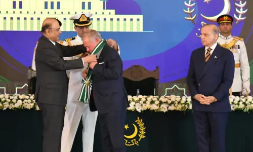 صدر مملکت نے اردن کے شاہ عبداللہ دوم کو ’نشانِ پاکستان‘ سے نواز دیا