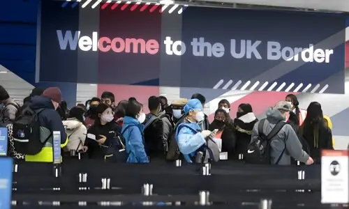 برطانیہ کا غیرقانونی تارکین وطن کو ملک بدر کرنے کا فیصلہ، پناہ کے قواعد تبدیل