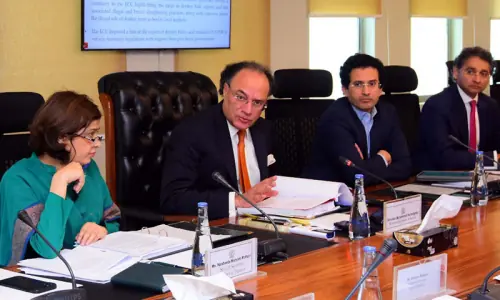 دفاعی شعبے کے منصوبوں کے لیے 50 ارب روپے کے پیکج کی منظوری