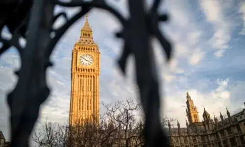 ’چین کی برطانیہ میں ارکان اسمبلی کے ذریعے جاسوسی‘، خفیہ ایجنسی کا الرٹ ’چین کی برطانیہ میں ارکان اسمبلی کے ذریعے جاسوسی‘، خفیہ ایجنسی کا الرٹ