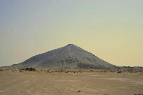 پاکستان کے آتش فشاں پہاڑ، جہاں خوف نہیں پوجا ہوتی ہے