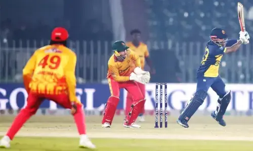 Tri-Nation T20: Sri Lanka crush Zimbabwe by 9 wickets, keep final hopes alive