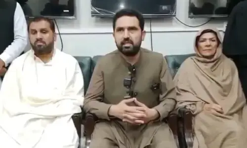 Aleema files contempt plea against Adiala jail chief for denying meeting with Imran