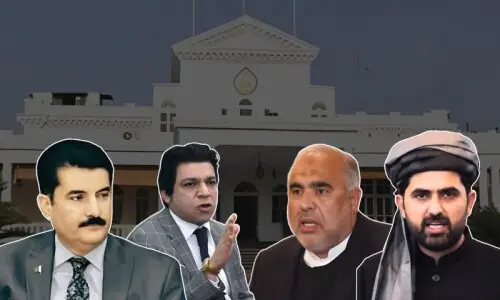 خیبر پختونخوا میں گورنر راج کی بازگشت: ’ہمت ہے تو لگا کر دکھاؤ‘، سہیل آفریدی کا حکومت کو چیلنج