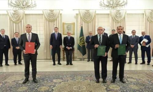 PM invites Turkish companies to boost investment in Pakistan’s energy sector