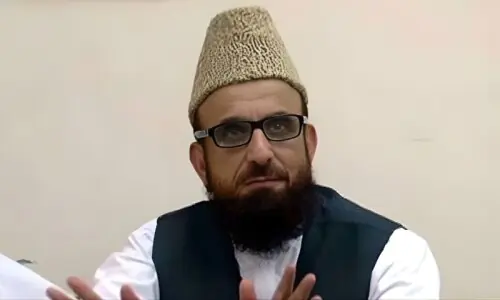 مفتی منیب الرحمان ڈینگی میں مبتلا، اسپتال منتقل