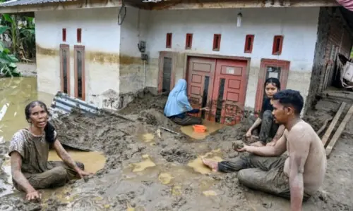 انڈونیشیا میں تباہ کن سیلاب کا ذمہ دار ’شرارتی ہاتھ‘ کس کا ہے؟