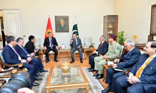 Pakistan, Kyrgyzstan stress regional peace, urge Afghan Taliban to honour commitments