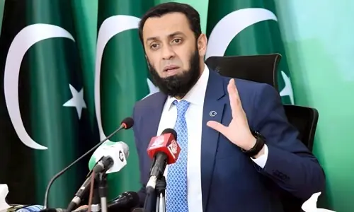 ذہنی مریض کے دور میں جب بھارت نے حملہ کیا تو کہتا تھا میں کیا کروں؟ عطا اللہ تارڑ