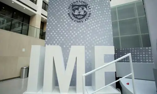 Pakistan agrees to IMF conditions to address mini-budget risks