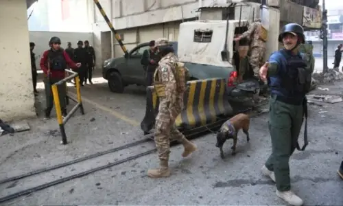 پشاور ایف سی ہیڈکوارٹر حملے میں ملوث دہشت گرد نیٹ ورک کی شناخت ہوگئی