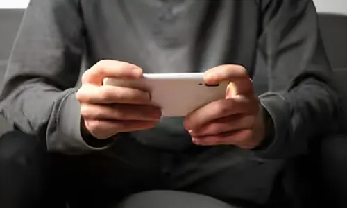 ’19 منٹ‘ کے بعد ’40 منٹ وائرل ویڈیو‘ کیوں گوگل پر ٹرینڈ کر رہا ہے؟ ’19 منٹ‘ کے بعد ’40 منٹ وائرل ویڈیو‘ کیوں گوگل پر ٹرینڈ کر رہا ہے؟