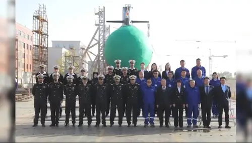 پاک بحریہ کی جدید ہتھیاورں سے لیس آبدوز &rsquo;غازی&lsquo; چین میں لانچ