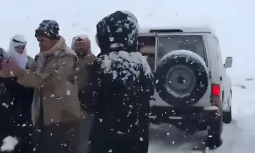 سعودی عرب میں موسم سرما کی پہلی برف باری