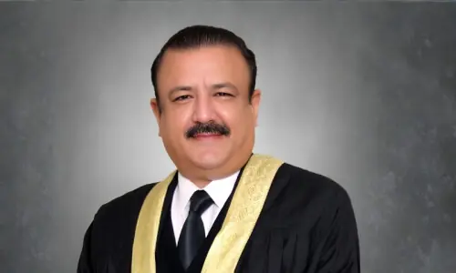 جعلی ڈگری کیس: اسلام آباد ہائی کورٹ کے جج جسٹس طارق جہانگیری نااہل قرار