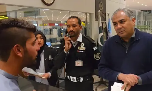 18 روز میں ڈرائیونگ سیکھ کر لائسنس لینے والا محمد طفیل سعودی عرب روانہ