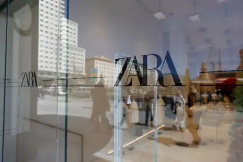 Zara turns to AI to generate fashion imagery using real-life models