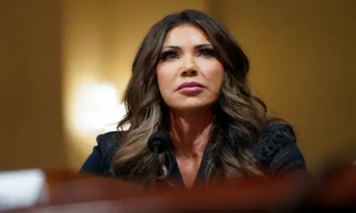 US pauses dv immigrant visa program, affecting 50,000 annual visas