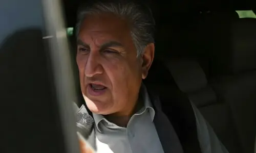 نو مئی کے مقدمات: شاہ محمود قریشی تاحال سزا سے محفوظ، کئی مقدمات میں بریت