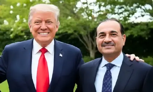 ٹرمپ نے فیلڈ مارشل کو &rsquo;ہیڈ آف پاکستان&lsquo; کہہ دیا