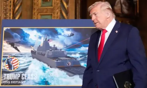ٹرمپ کا امریکی بحریہ کے لیے &rsquo;ٹرمپ کلاس&lsquo; جنگی جہاز بنانے کا اعلان