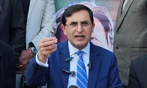 عمران خان نے مذاکرات کا اختیار اچکزئی اور ناصر عباس کو دیا ہے: بیرسٹر گوہر