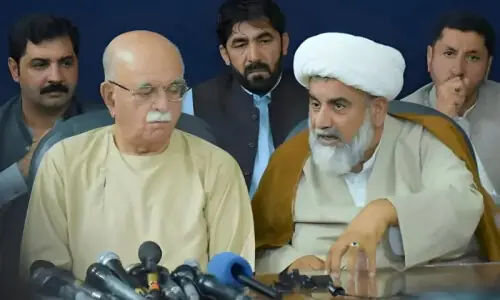 Opposition to respond to PM&rsquo;s talks offer as PTI leaders hold consultations